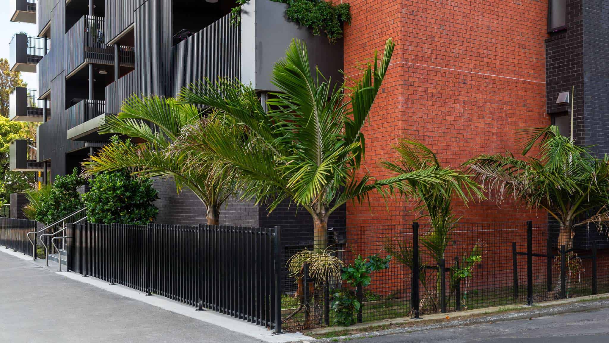 Eco-Friendly Fencing Options: 4 Top Picks for 2025