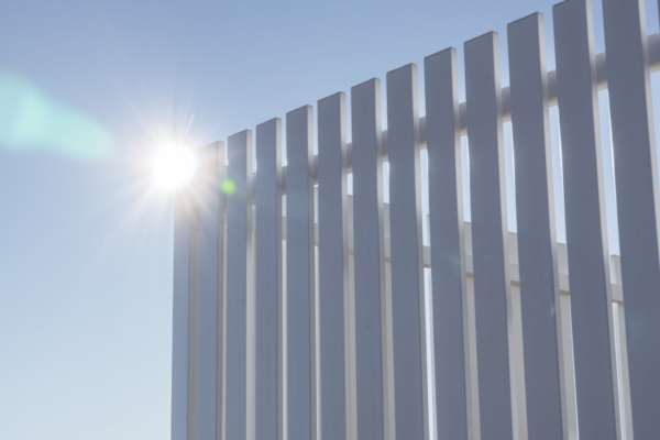 custom colour fencing